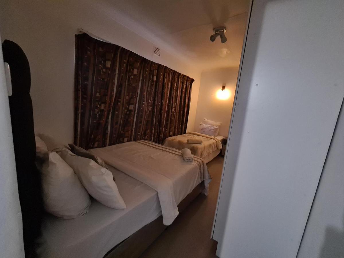 Zenith House Boston Self Catering Accomodation Le Cap Extérieur photo